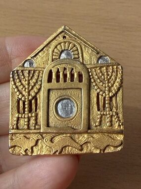 VINTGE MMA METROPOLITAN MUSEUM OF ART SYNAGOGUE JEWISH TEMPLE PENDANT BROOCH PIN